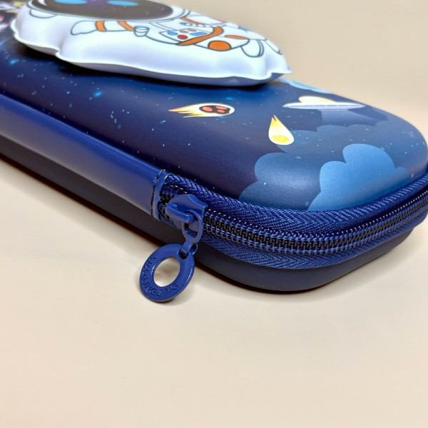 Пенал для хлопців космонавт синього кольору