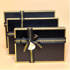Набір подарункових коробок прямокутних чорного кольору 