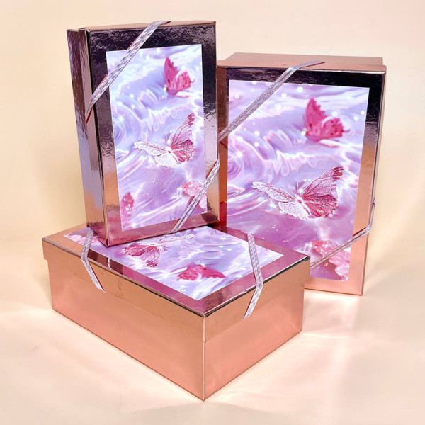 Набір подарункових коробок з малюнком "Метелики" рожевого кольору