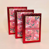 Набір подарункових коробок з малюнком "Квіти" червоного кольору