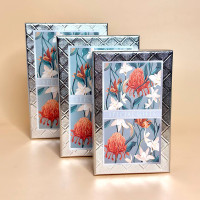 Набір подарункових коробок з малюнком "Квіти" срібного кольору