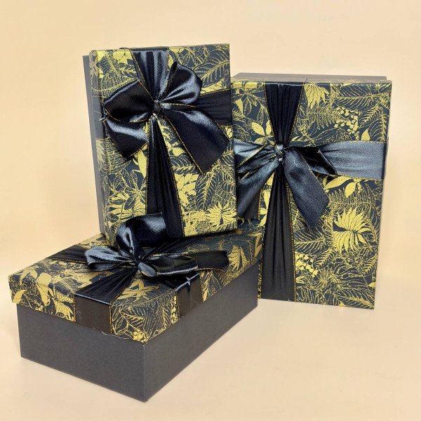 Набір прямокутних коробок з атласною стрічкою чорного  кольору