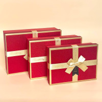 Набір подарункових коробок Best Wishes червоного кольору 