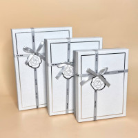 Набір подарункових коробок з бантом, 3 шт, білі  прямокутні