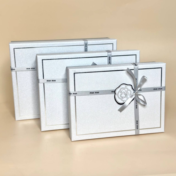 Набір подарункових коробок з бантом, 3 шт, білі  прямокутні