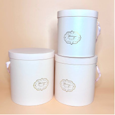 Круглі коробки для квітів та подарунків ніжно рожевого кольору