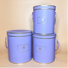 Круглі коробки для квітів та подарунків ніжно бузкового кольору