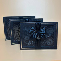 Набір подарункових коробок з ручками та віконцем 3 шт для подарунків чорного кольору