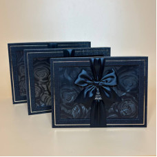 Набір подарункових коробок з ручками та віконцем 3 шт для подарунків чорного кольору
