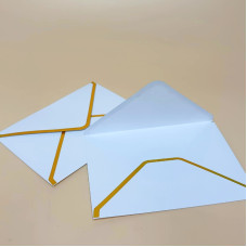 Подарунковий конверт для привітань білого кольору