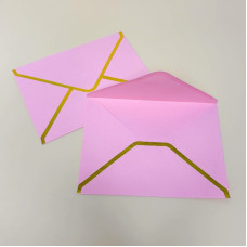 Подарунковий конверт для привітань рожевого кольору