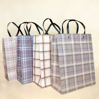 Подарункові пакети у клітинку з ручками "Men" розмір S