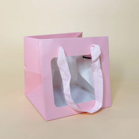 Пакет з віконцем для подарунків рожевого  кольору