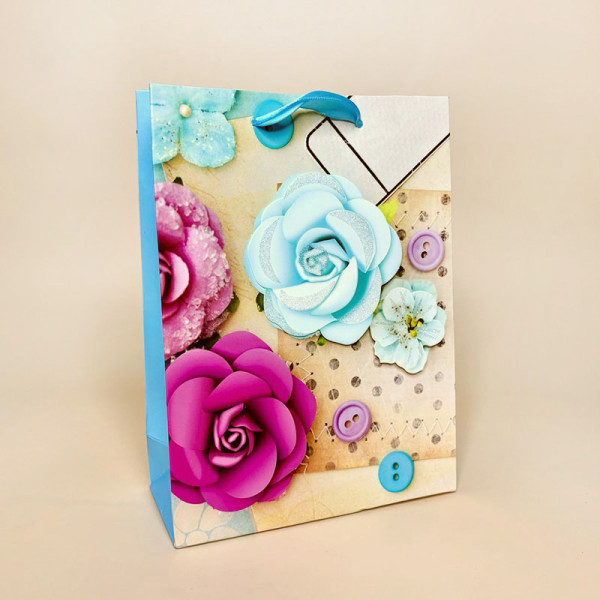 Подарунковий пакет із квітковим дизайном та декоративними елементам"Квіти" 