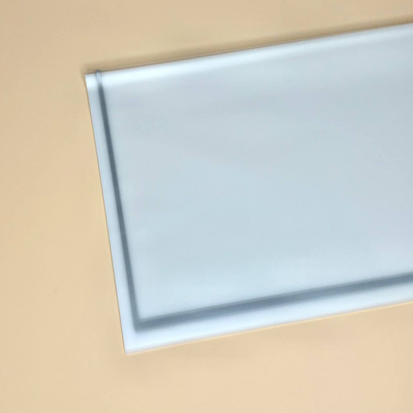 Калька матова напівпрозора срібний кант