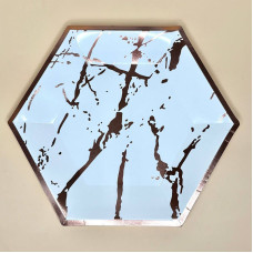 Святкові тарілки в білому кольорі з бронзовим візерунком