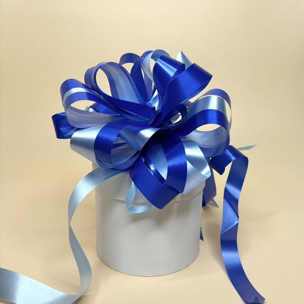 Бант для подарунків зі стрічкою синього кольору