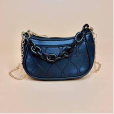 Дитяча сумочка через плече  ланцюжком чорного  кольору