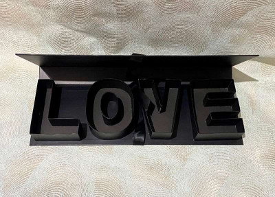Коробка Love- чорна