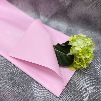 Щільна калька для квітів-один колір 70 мікрон.Колір рожевий