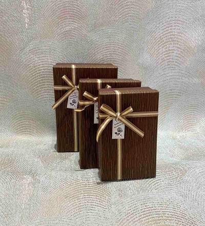 Подарочная коробка-коричневая