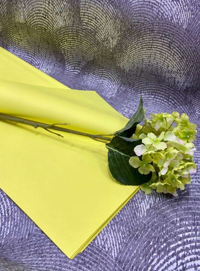 Щільна калька для квітів-один колір 70 мікрон.Колір лимон